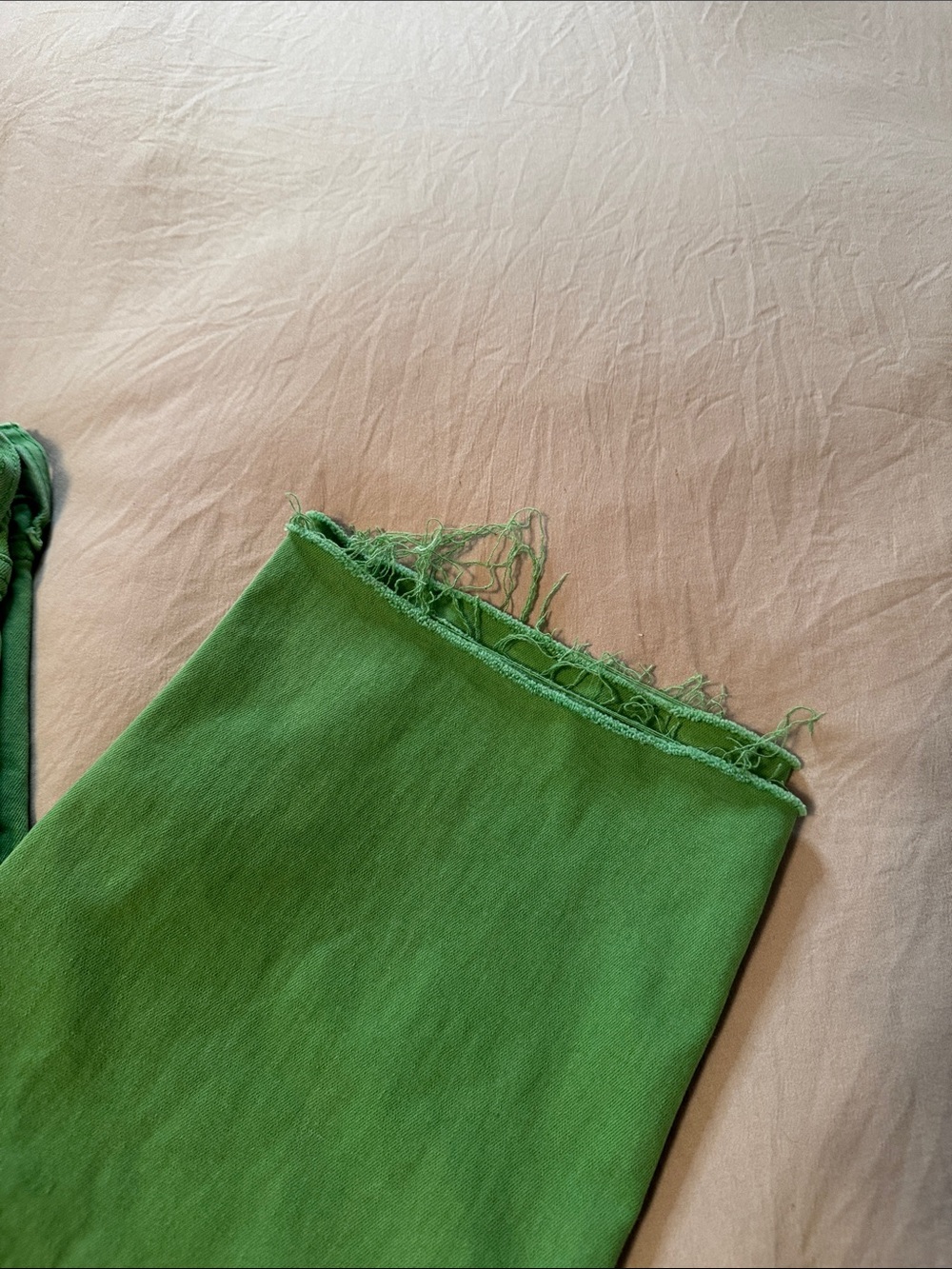 Kut from the Kloth Bright Green Cropped Pants (13) - Picture 2 of 8